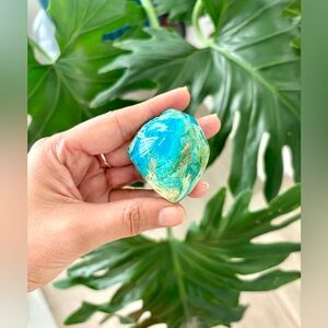 Peruvian Blue Opal (collector’s grade)